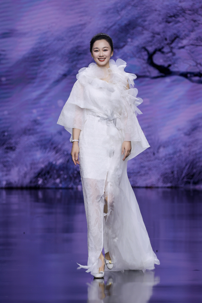 GRACE CHEN 2026春夏高定《士雅》:风骨与优雅的东方时尚盛典
